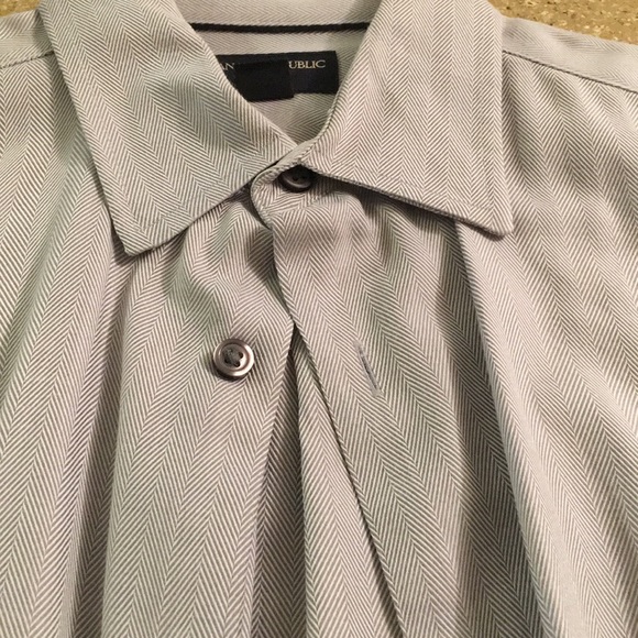 Banana Republic Dress Shirt - Picture 5 of 5